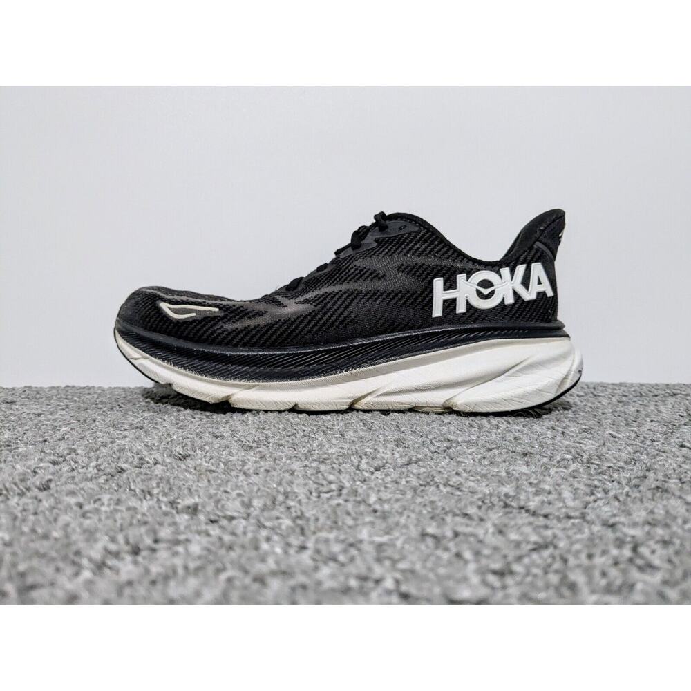 Hoka One One Clifton 9 Black and White